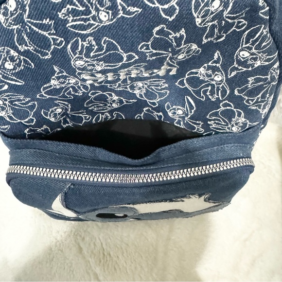 *NWT* Disney Stitch Blue Denim Backpack - Picture 4 of 9